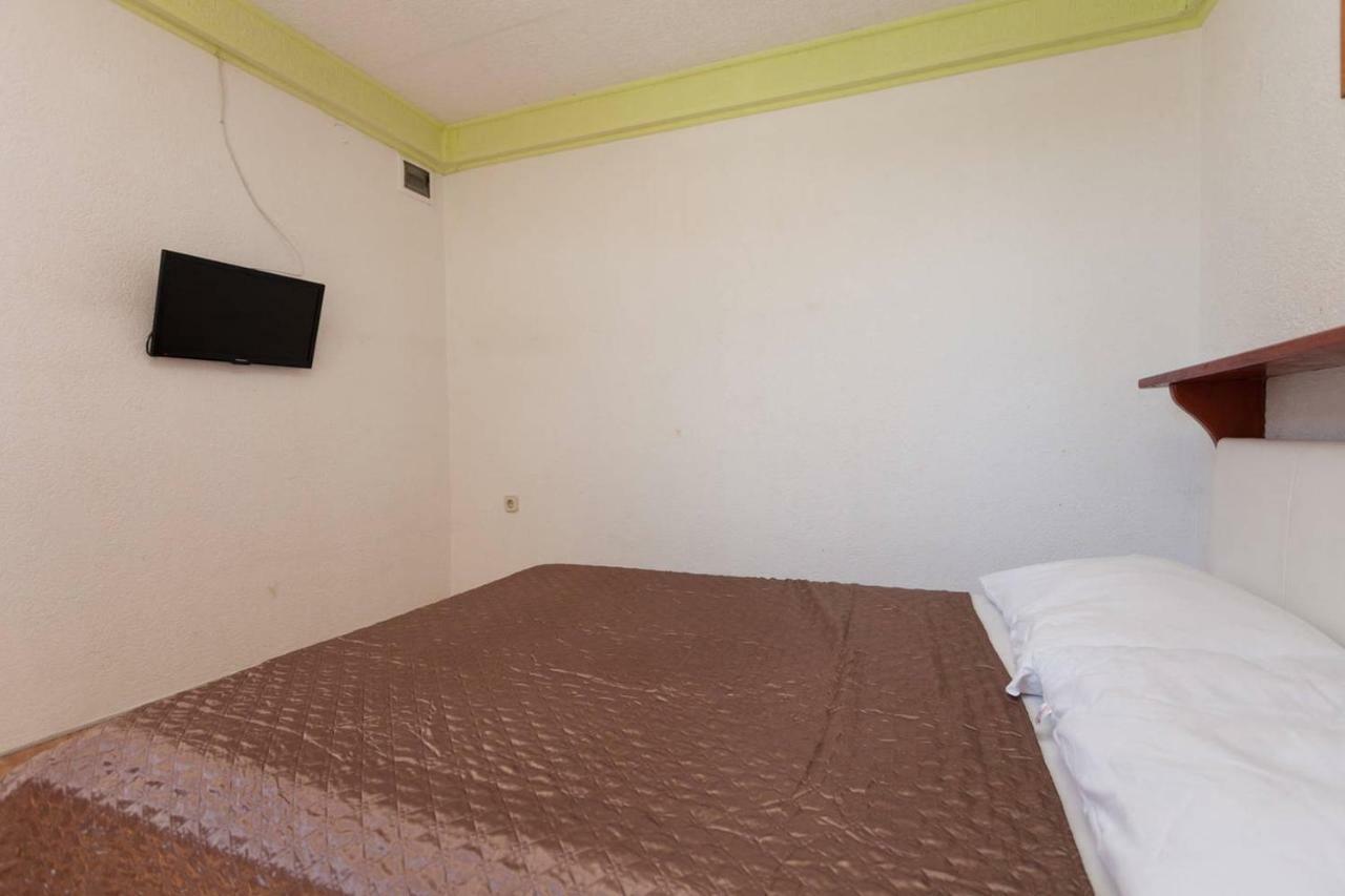 Apartmani Antonella Premantura Esterno foto