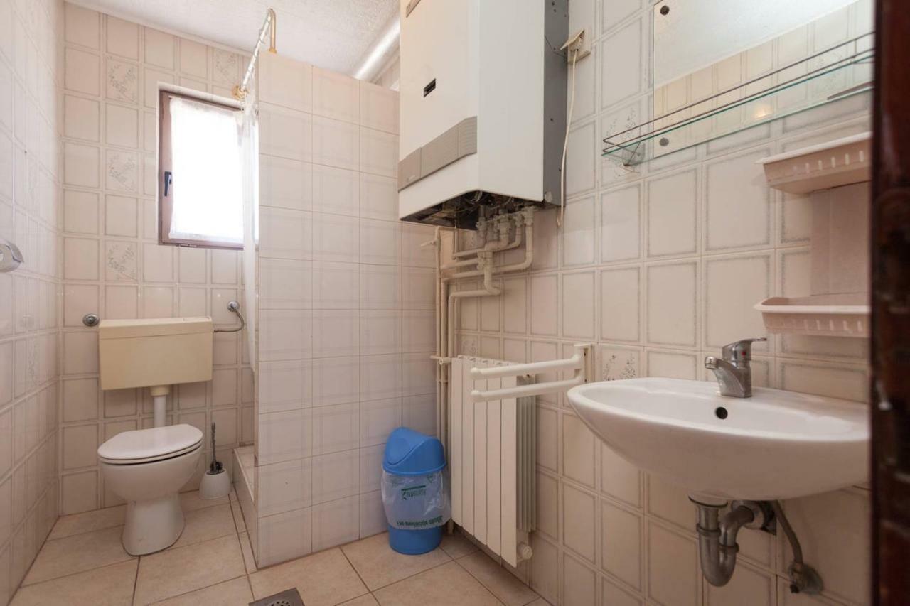 Apartmani Antonella Premantura Esterno foto