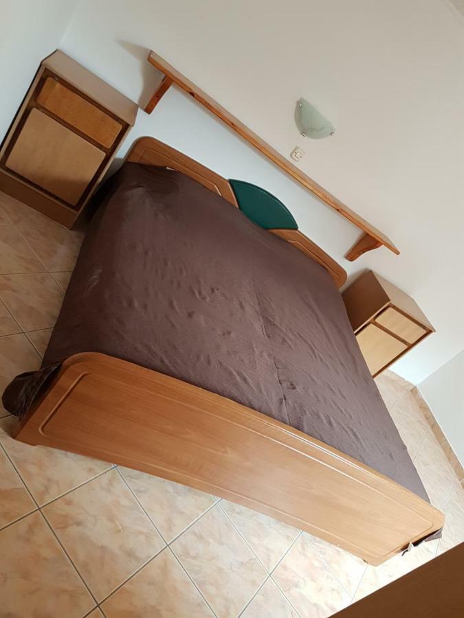 Apartmani Antonella Premantura Esterno foto